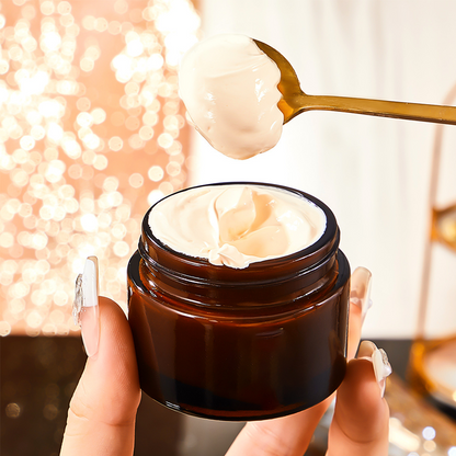 ✨ Crème éclaircissante pour le visage aux extraits de plantes