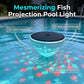 50% SUR CETTE LAMPE MAGIQUE ! Lampe Flottante Sous-Marine – Effet Poissons Réaliste, Autonomie 10H, Idéale Jacuzzi & Piscine 🐡💧 【Offre Spéciale】